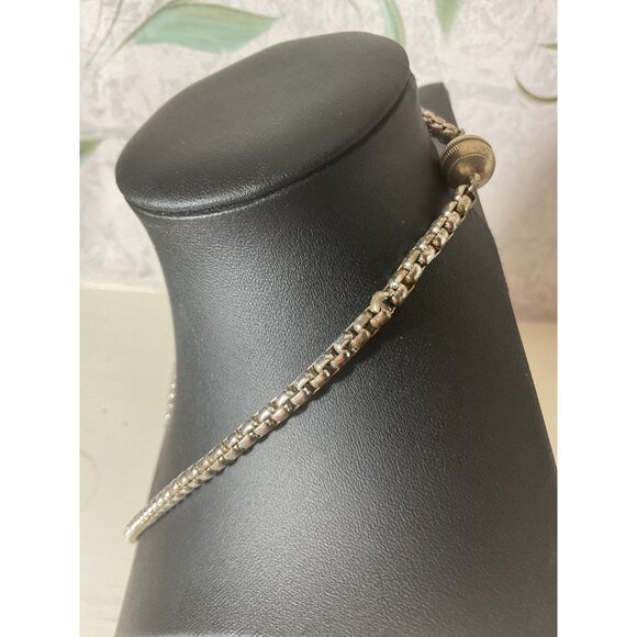Silver Box Chain Necklace With Round Magnetic Clasp Elegant & Versatile Design - Picture 4 of 4